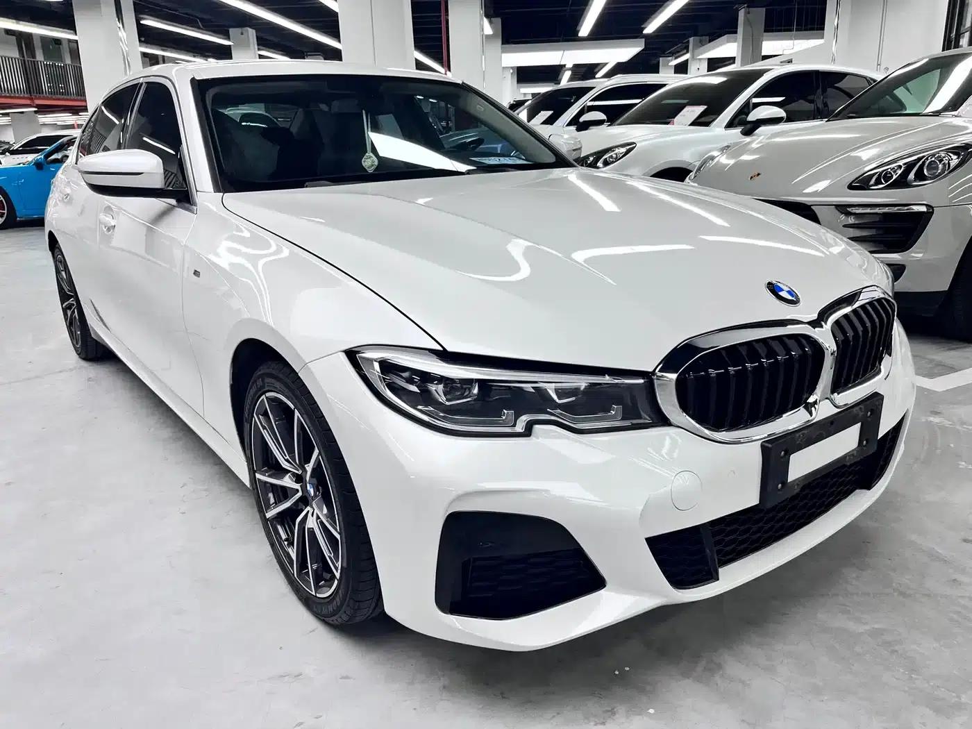 2022 BMW 3 Series 320Li M Sport Package — миниатюра 3