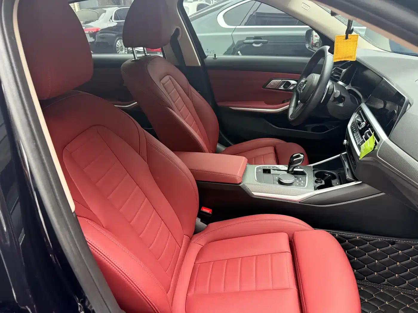 2021 BMW 3 Series 325i M Sport Shadow Edition — миниатюра 4
