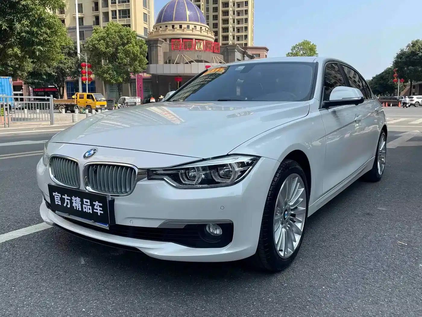 BMW 3 Series 2019 320Li Fashion Edition — миниатюра 1