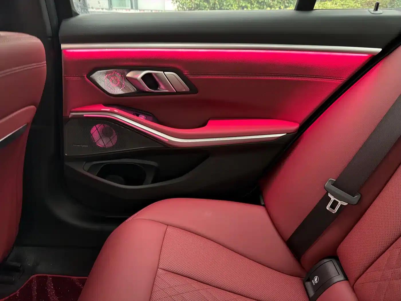 2023 BMW 3 Series 325i M Sport Shadow Edition — миниатюра 16
