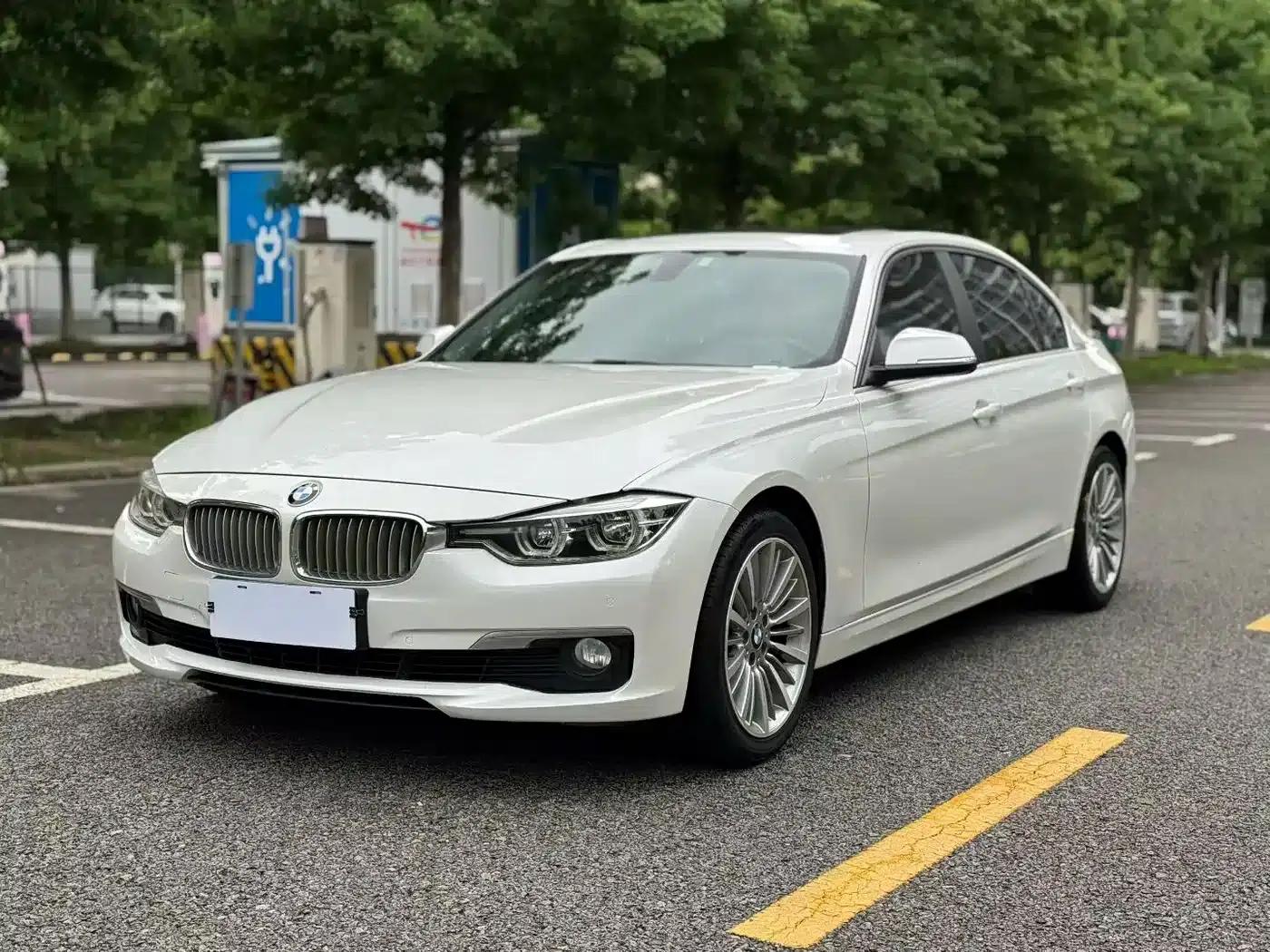 BMW 3 Series 2019 320Li Fashion Edition — миниатюра 1