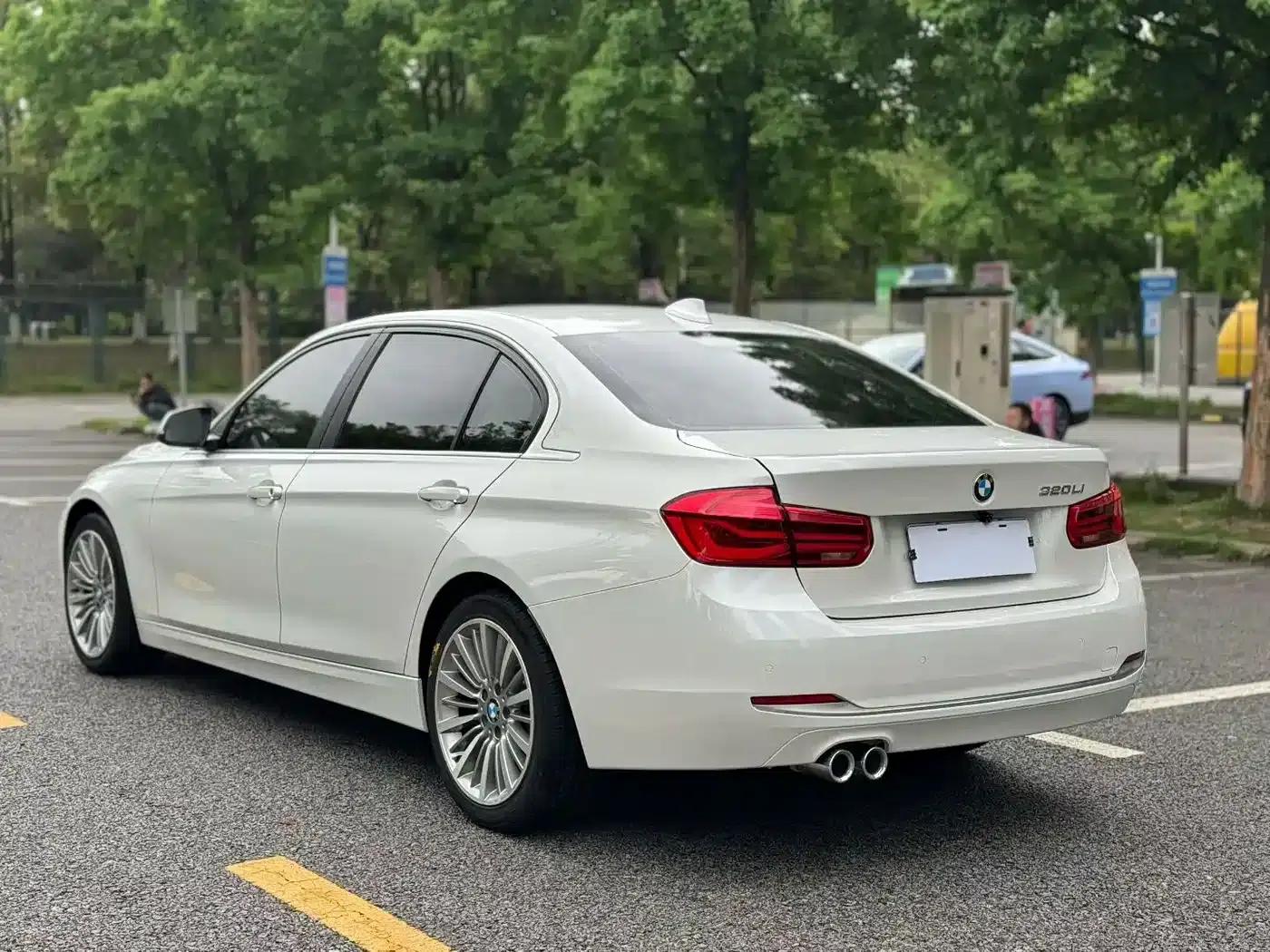 BMW 3 Series 2019 320Li Fashion Edition — миниатюра 8