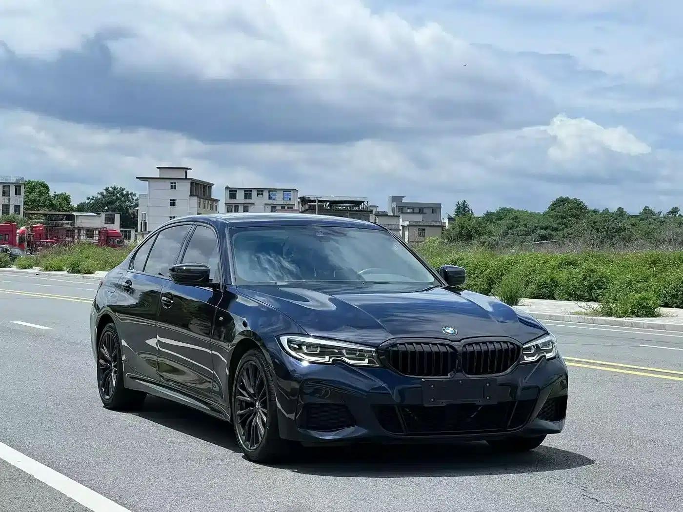 2021 BMW 3 Series 325Li M Sport Shadow Edition — миниатюра 3