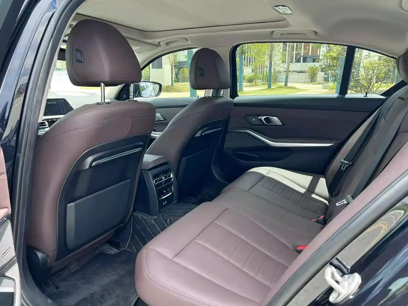 2021 BMW 3 Series 325Li M Sport Shadow Edition — миниатюра 6