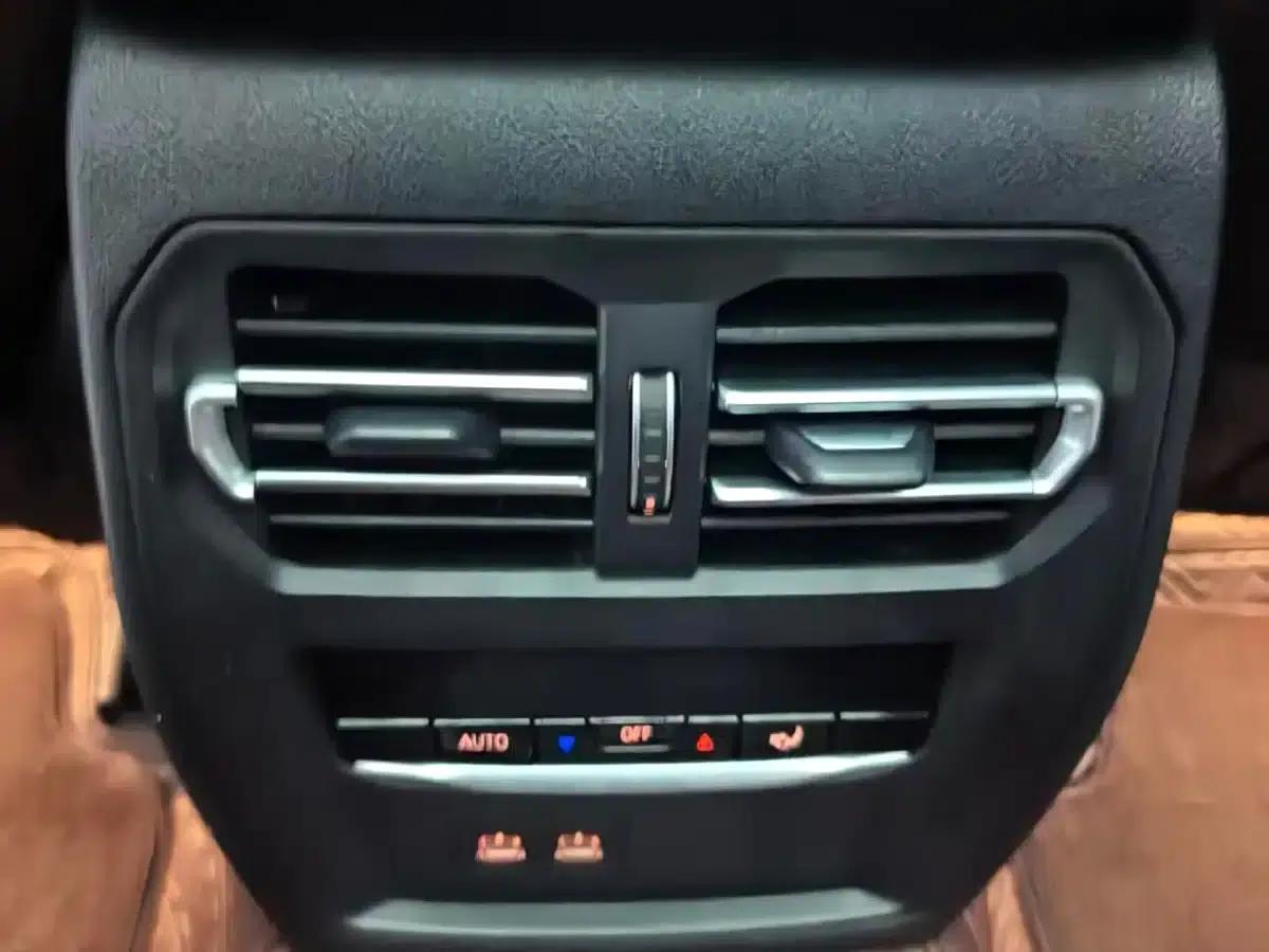 2022 BMW 3 Series 320Li M Sport Package — миниатюра 16