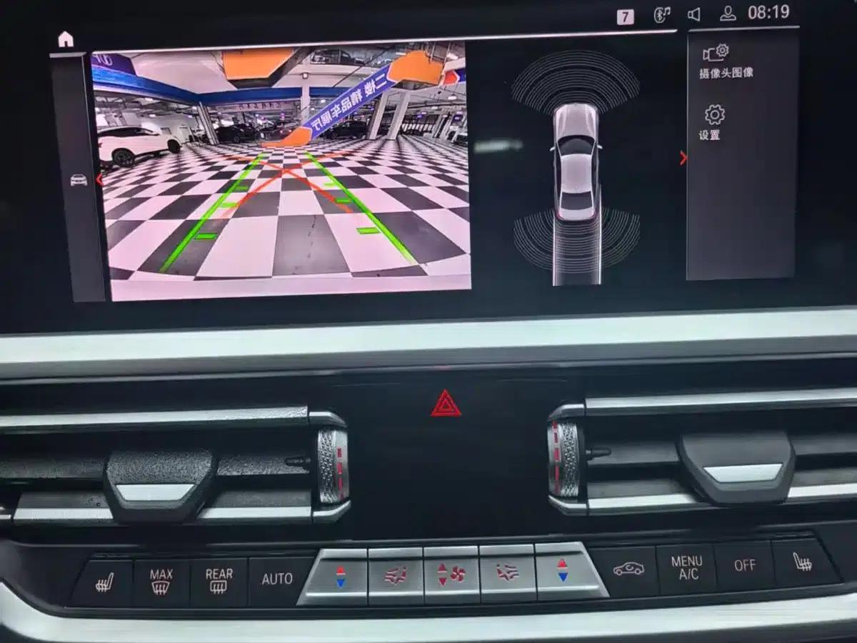 2022 BMW 3 Series 320Li M Sport Package — миниатюра 19