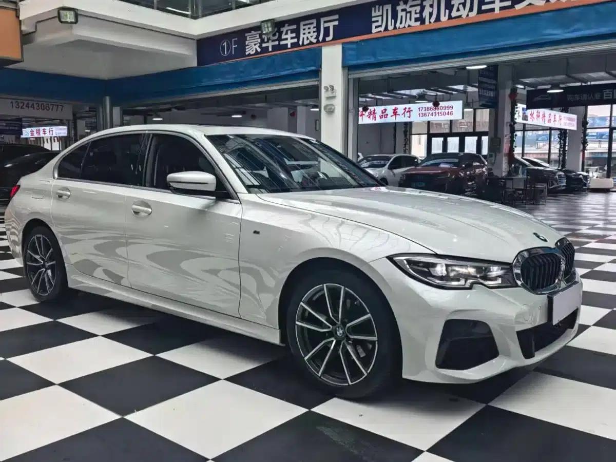 2022 BMW 3 Series 320Li M Sport Package — миниатюра 3