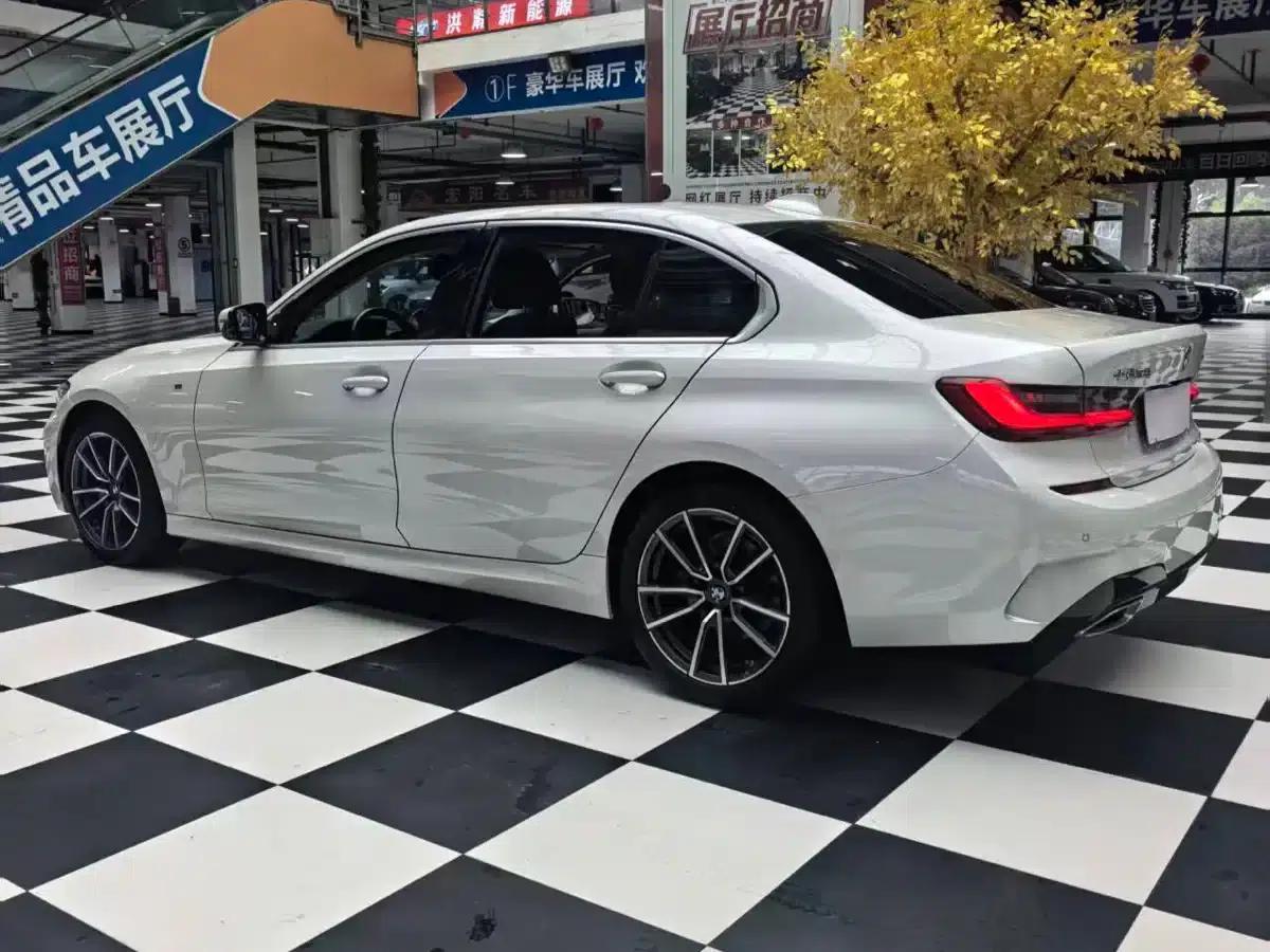 2022 BMW 3 Series 320Li M Sport Package — миниатюра 6