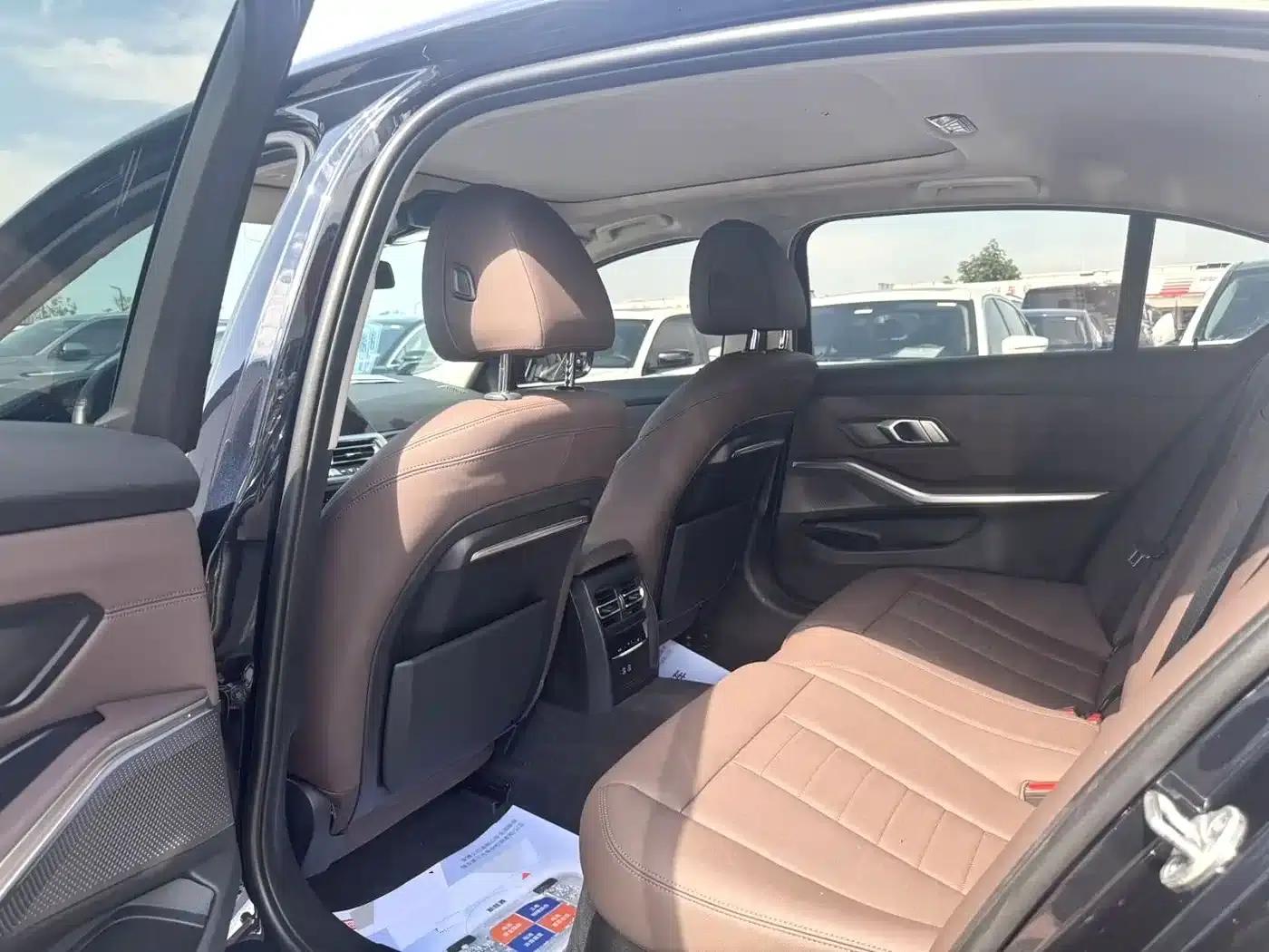 2021 BMW 3 Series 325Li M Sport Package — миниатюра 5