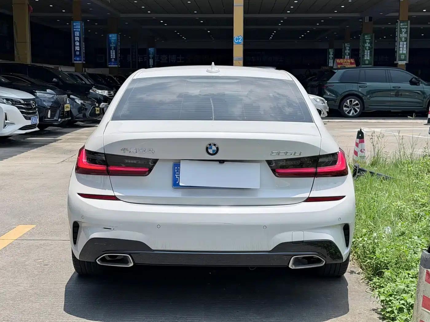 2022 BMW 3 Series Facelift 325Li M Sport Package — миниатюра 11