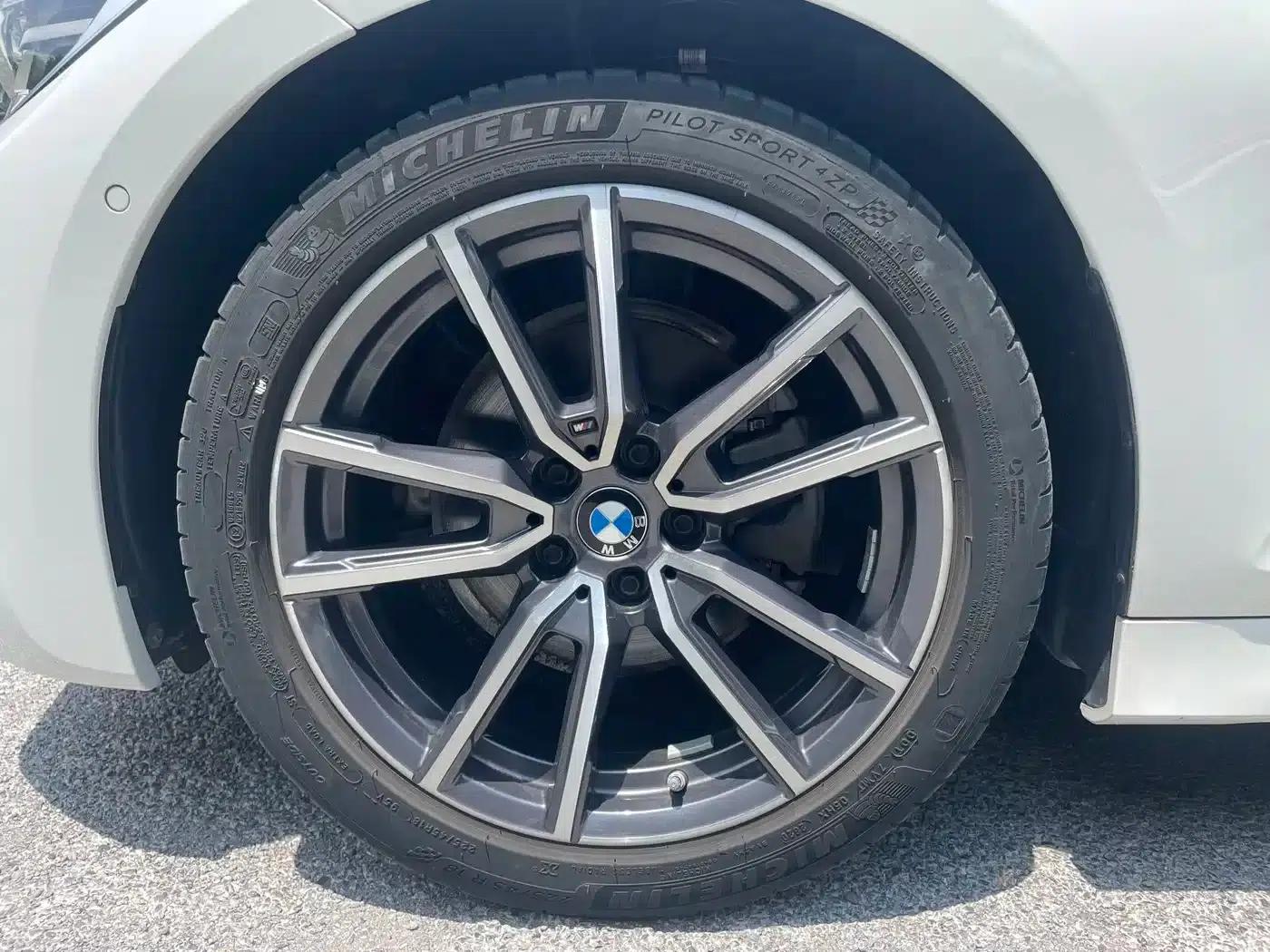 2021 BMW 3 Series 325Li M Sport Package — миниатюра 14