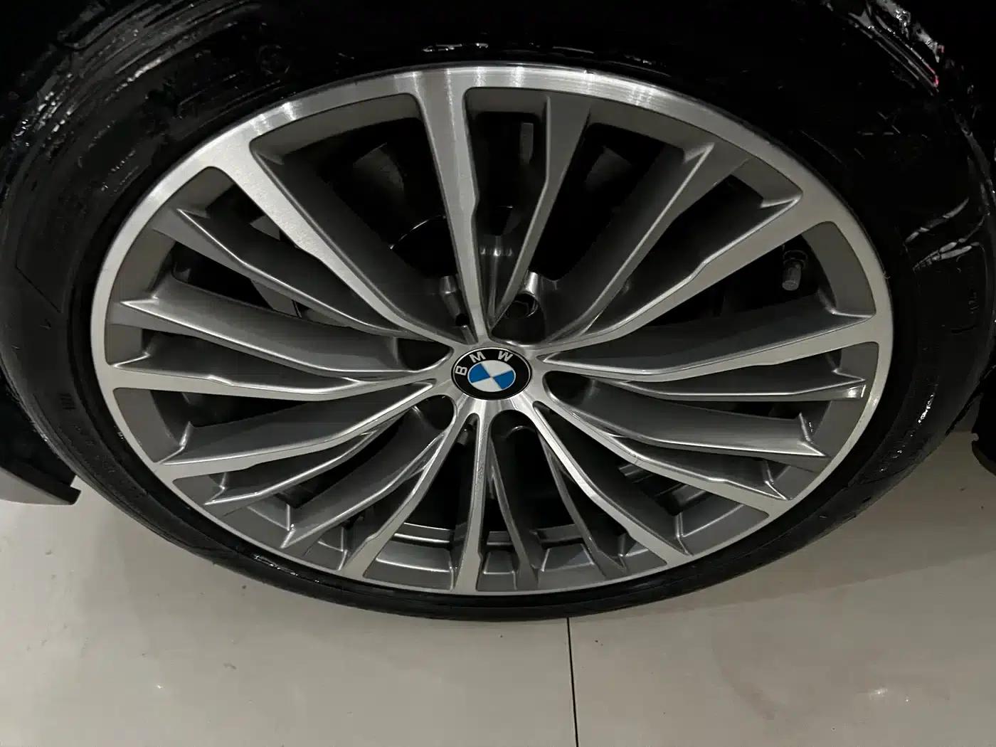 BMW 3 Series 2020 325Li First Edition — миниатюра 4
