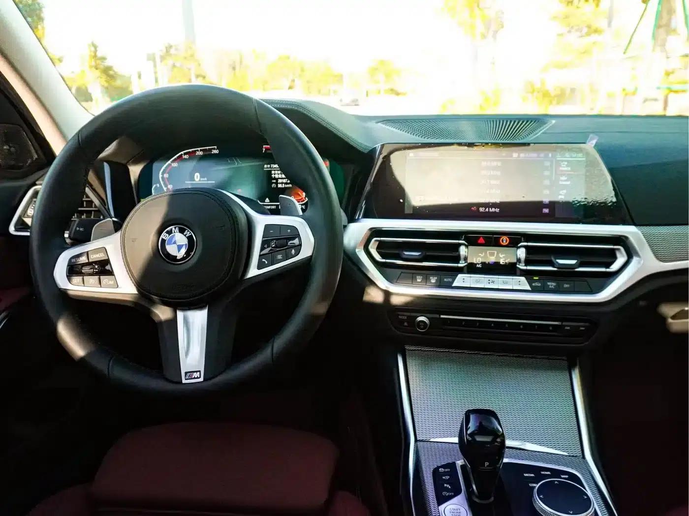2021 BMW 3 Series 330i M Sport Shadow Edition — миниатюра 13