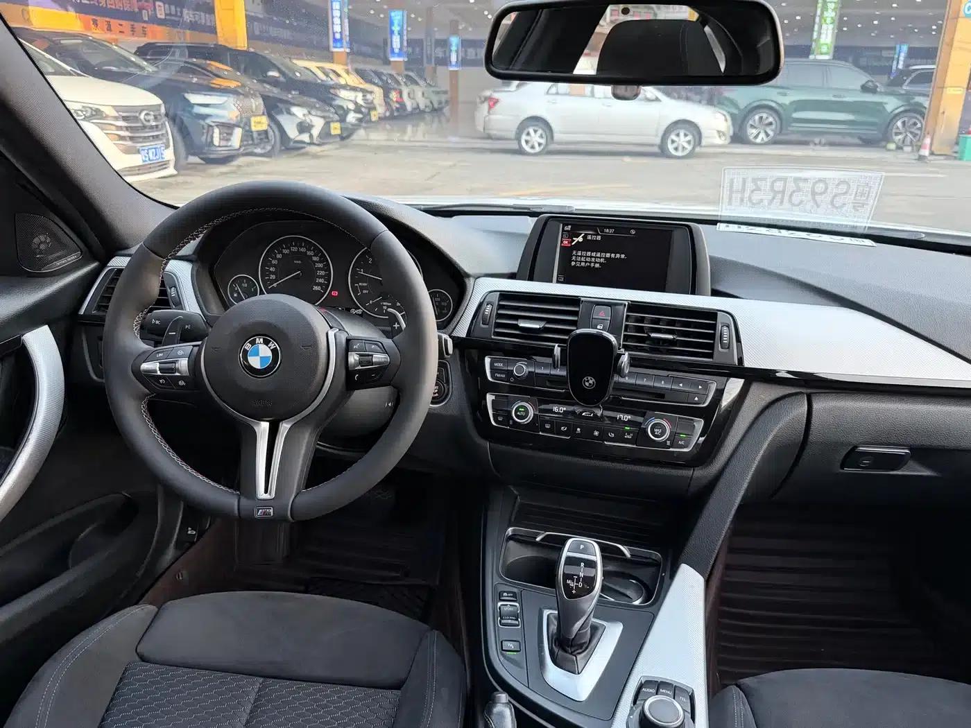 2017 BMW 3 Series 320i M Sport — миниатюра 5