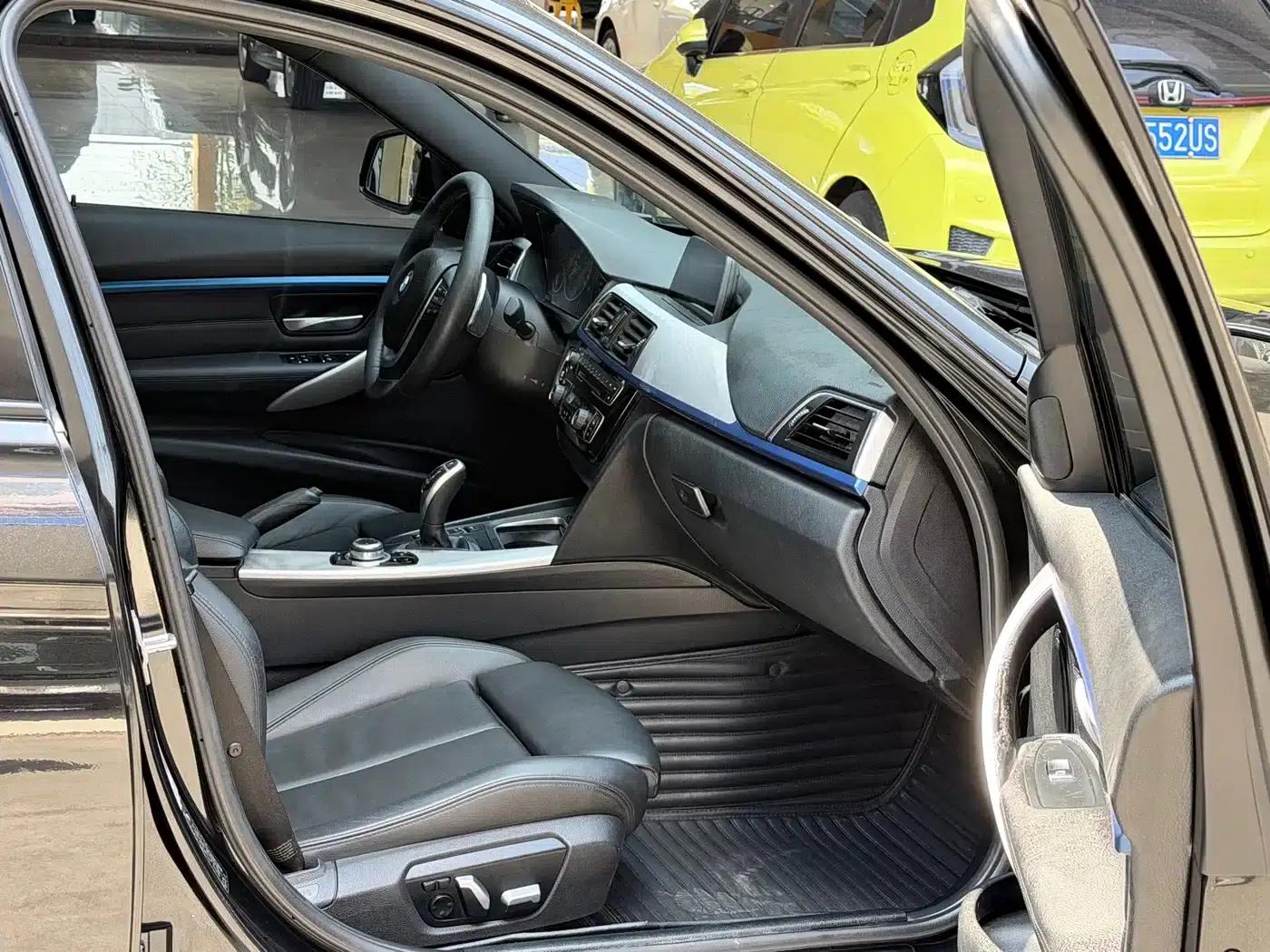 2017 BMW 3 Series 320i M Sport — миниатюра 9