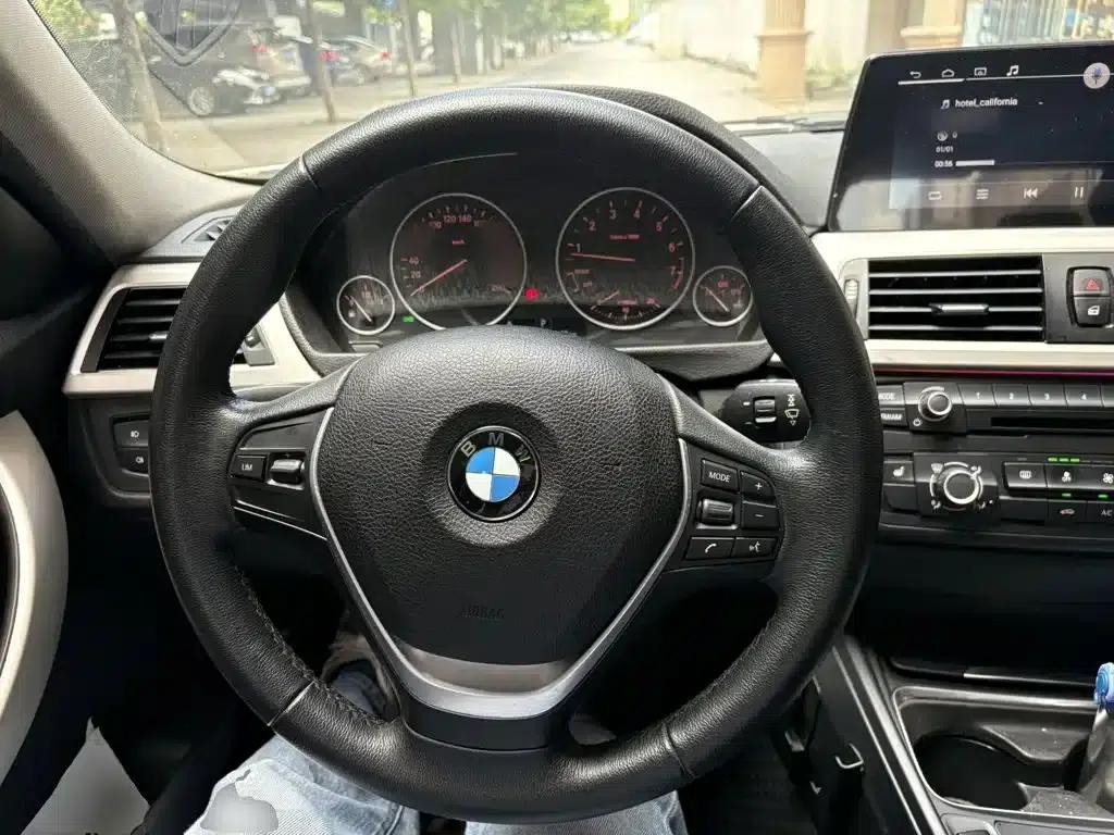 BMW 3 Series 2015 316Li Fashion Edition — миниатюра 11