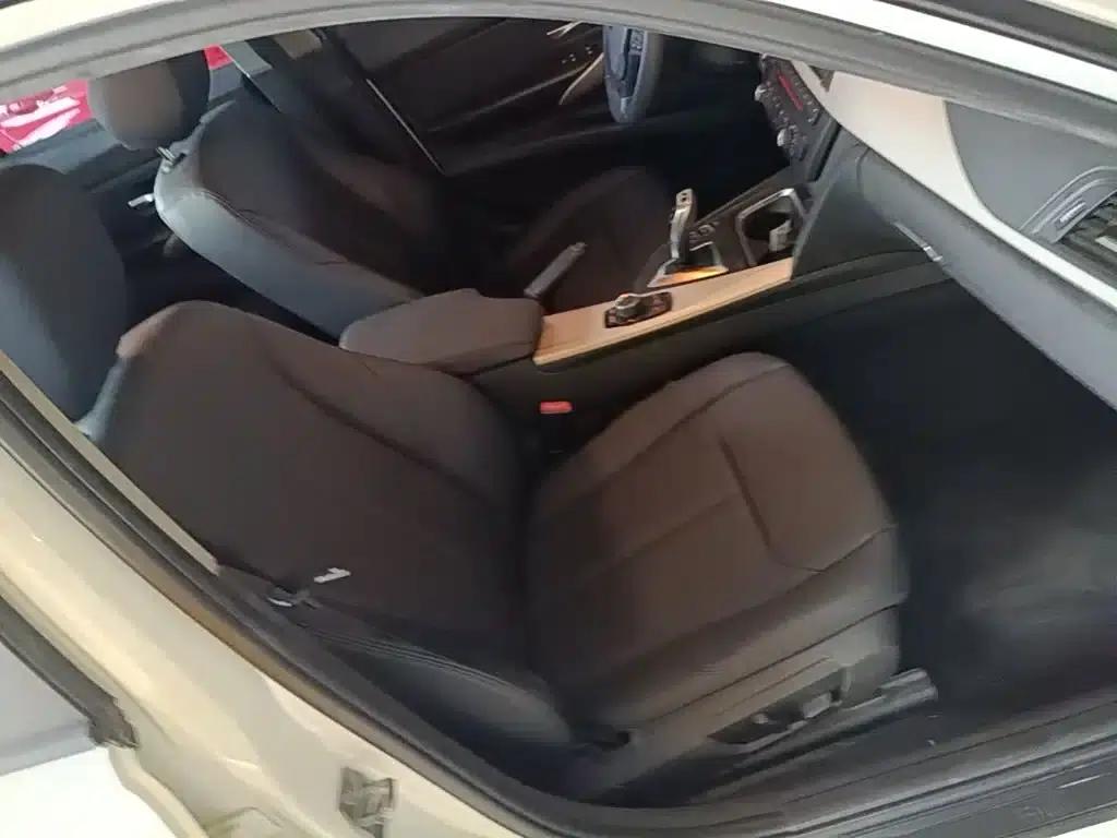 2015 BMW 3 Series 320i Progressive — миниатюра 25