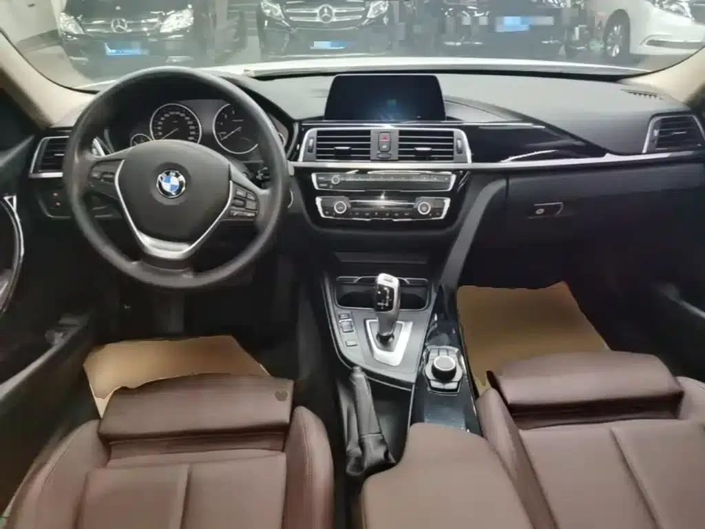 BMW 3 Series 2018 320Li Fashion Edition — миниатюра 10