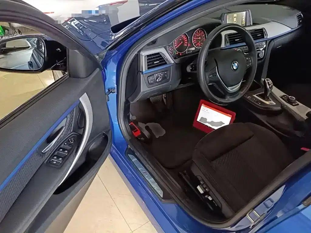 2017 BMW 3 Series 320i M Sport — миниатюра 16