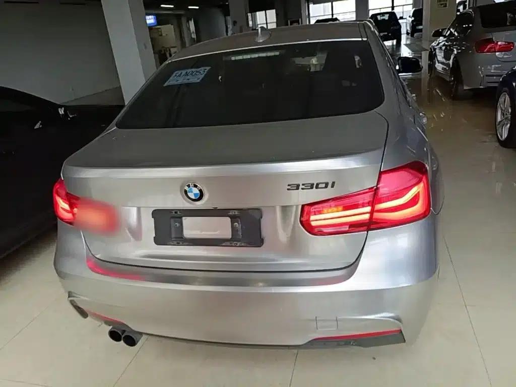 2017 BMW 3 Series 320i M Sport — миниатюра 6