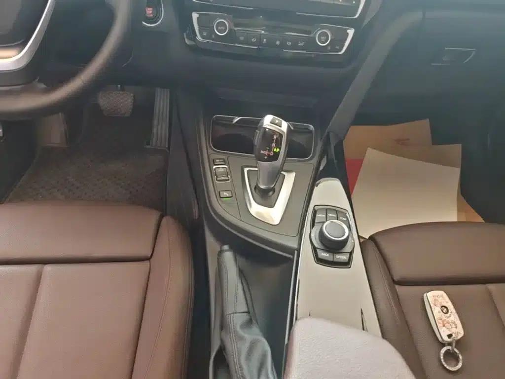 BMW 3 Series 2018 320Li Fashion Edition — миниатюра 14