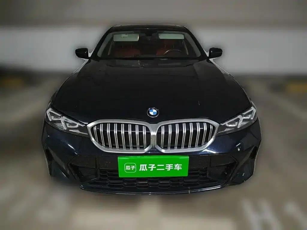 2023 BMW 3 Series 320Li M Sport Package — миниатюра 24