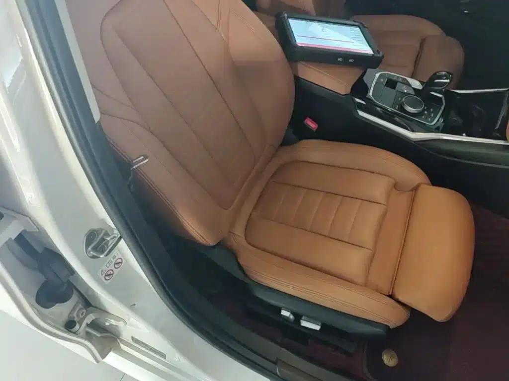 2020 BMW 3 Series 320Li M Sport Package — миниатюра 25
