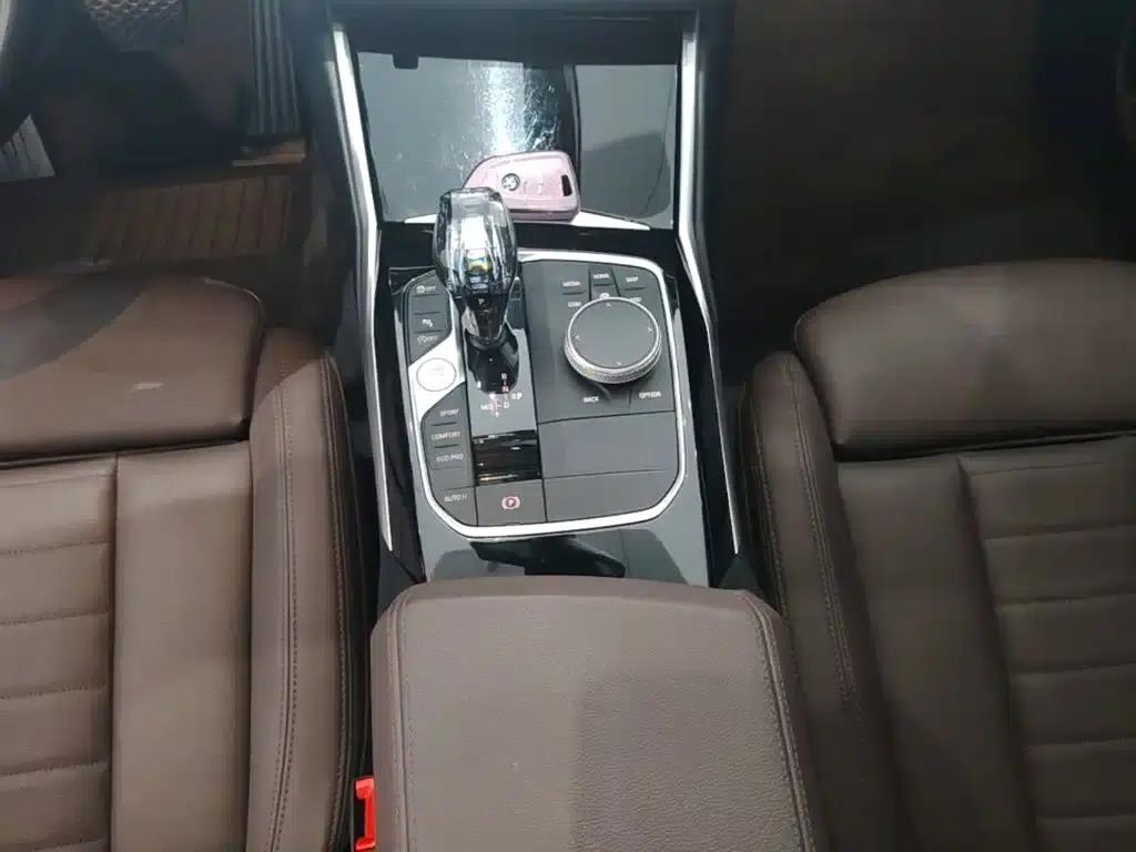 BMW 3 Series 2021 Facelift II 320Li M Sport Package — миниатюра 14