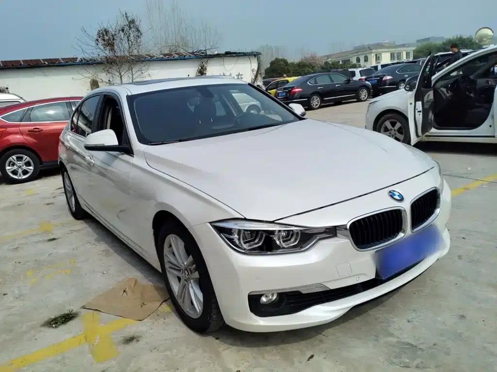 2017 BMW 3 Series 320Li Fashion Edition — миниатюра 22