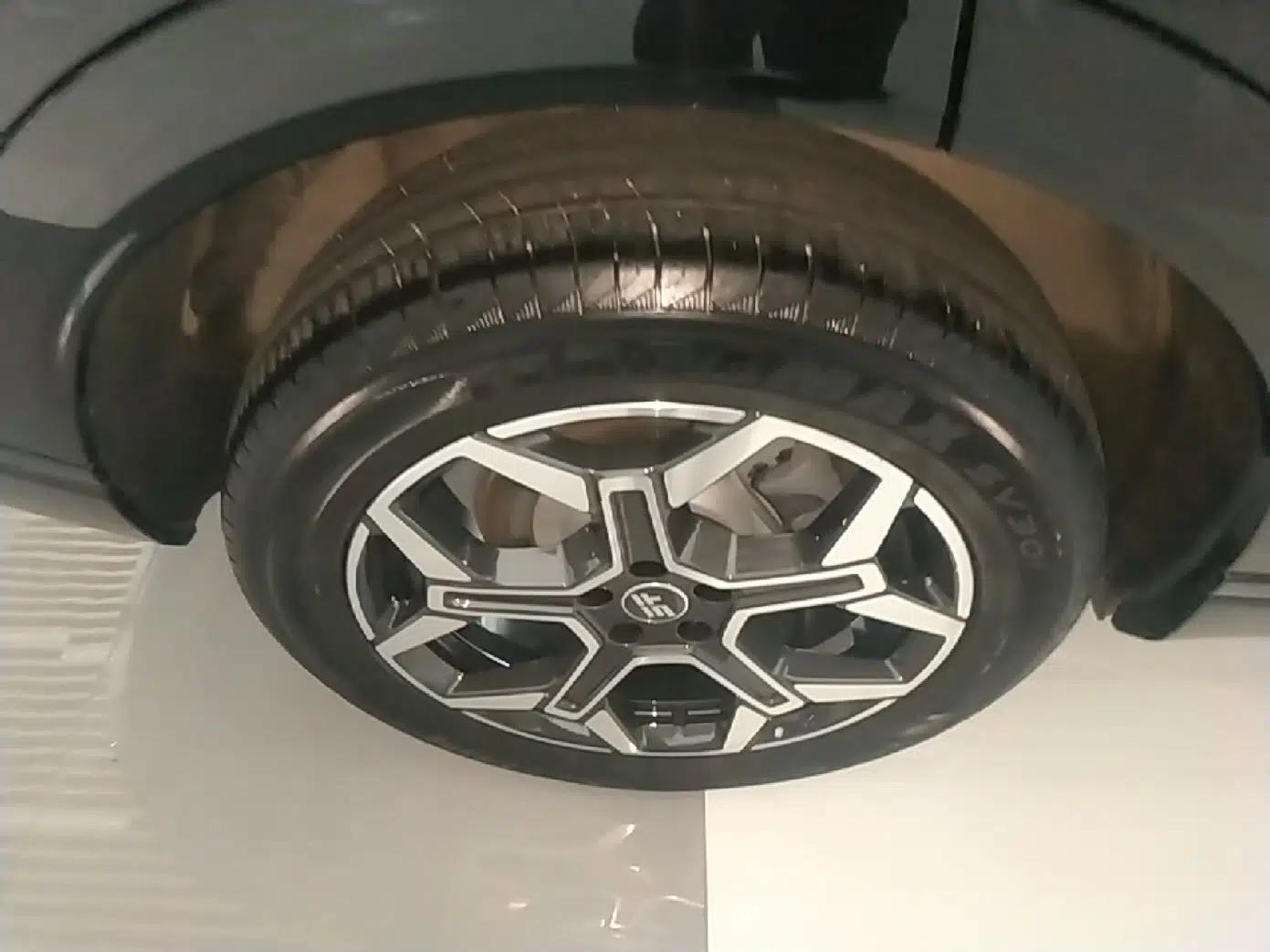 JETOUR Shanhai L7 Plus 2025 Model 121km Comfort 5-seater — миниатюра 11