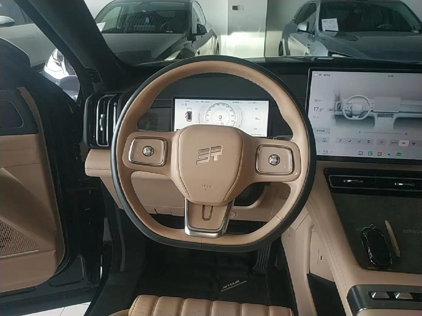 JETOUR Shanhai L7 Plus 2025 Model 121km Comfort 5-seater — миниатюра 13