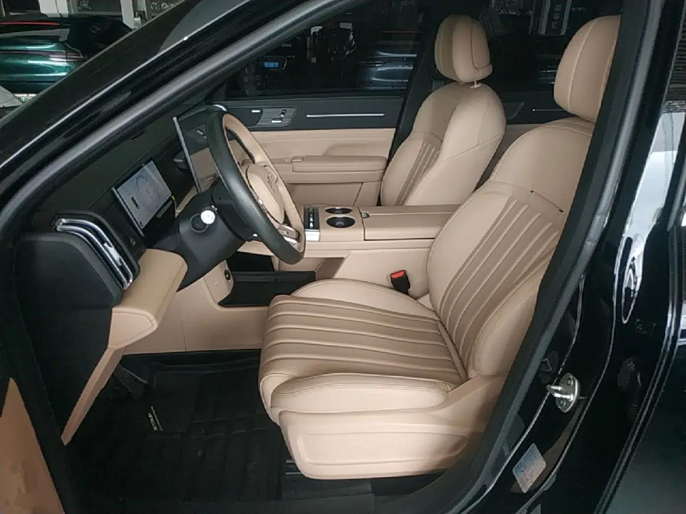 JETOUR Shanhai L7 Plus 2025 Model 121km Comfort 5-seater — миниатюра 17