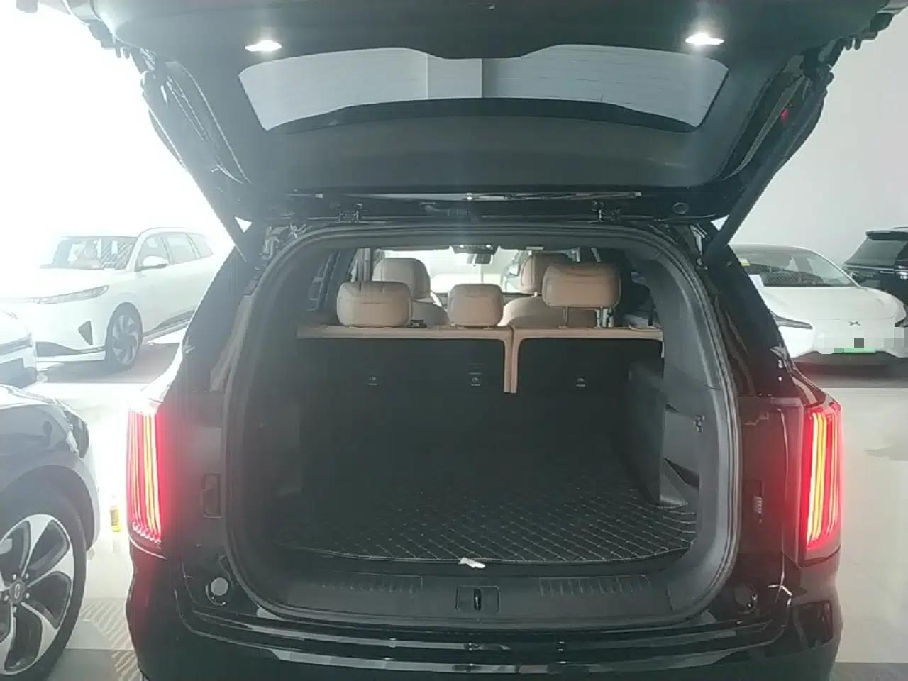 JETOUR Shanhai L7 Plus 2025 Model 121km Comfort 5-seater — миниатюра 22