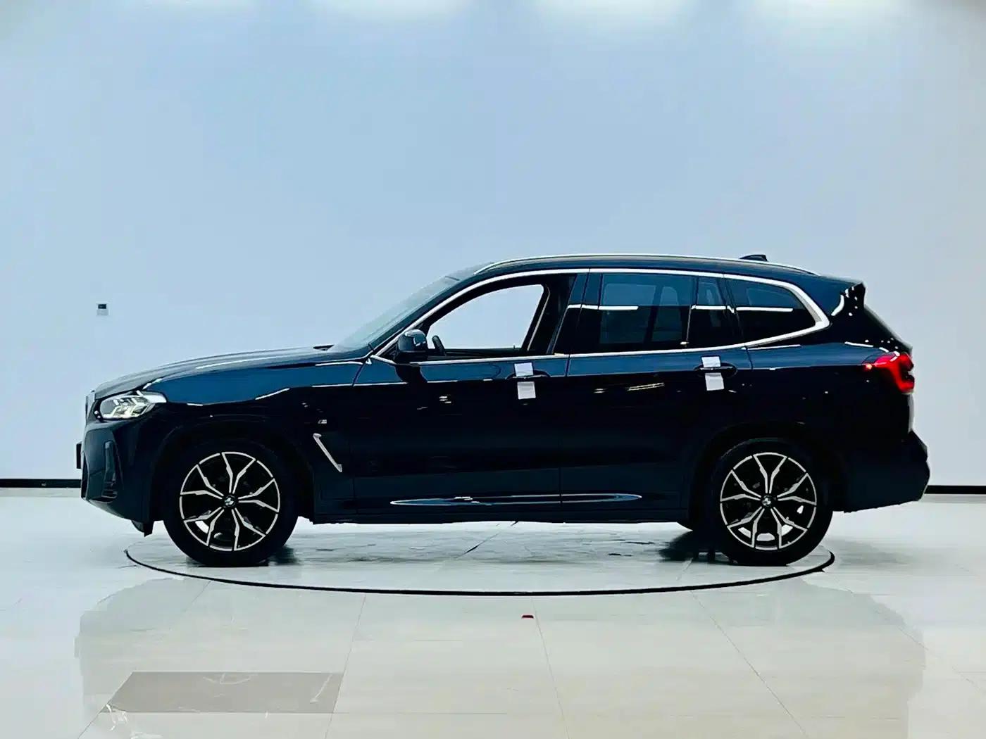 2022 BMW X3 xDrive25i M Sport Package — миниатюра 2