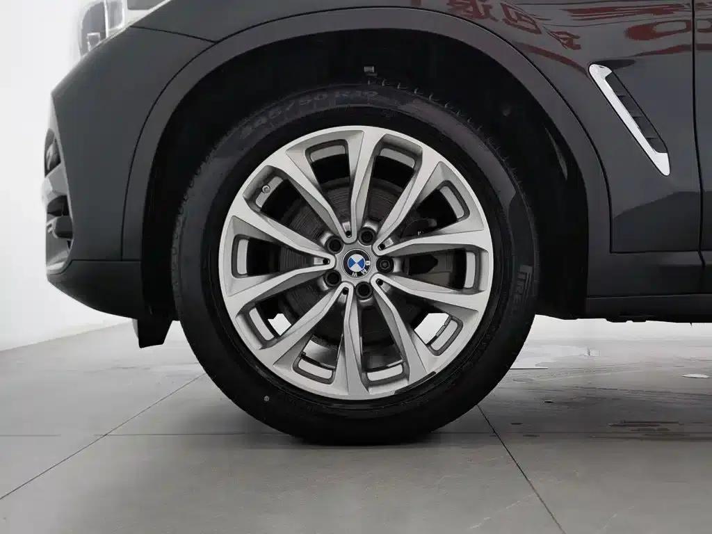 BMW X3 2021 xDrive25i Luxury Package — миниатюра 17