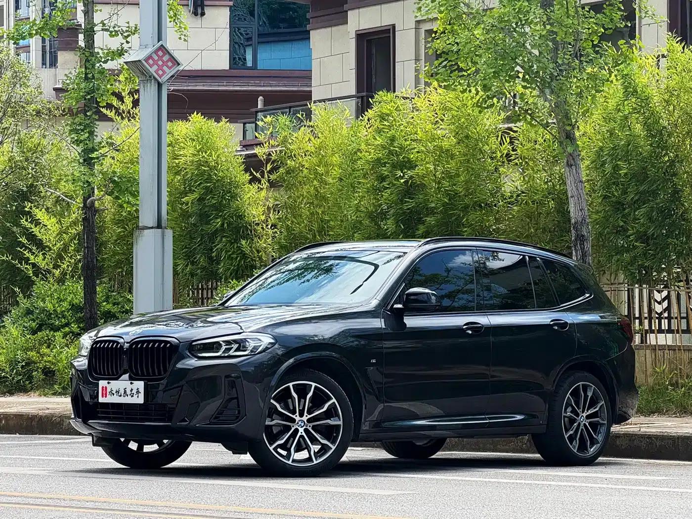 BMW X3 2023 xDrive30i Leading Edition M Sport Package — миниатюра 1