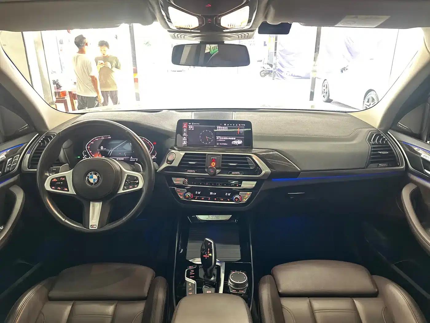 BMW X3 2021 xDrive30i Leading M Sport Package — миниатюра 13