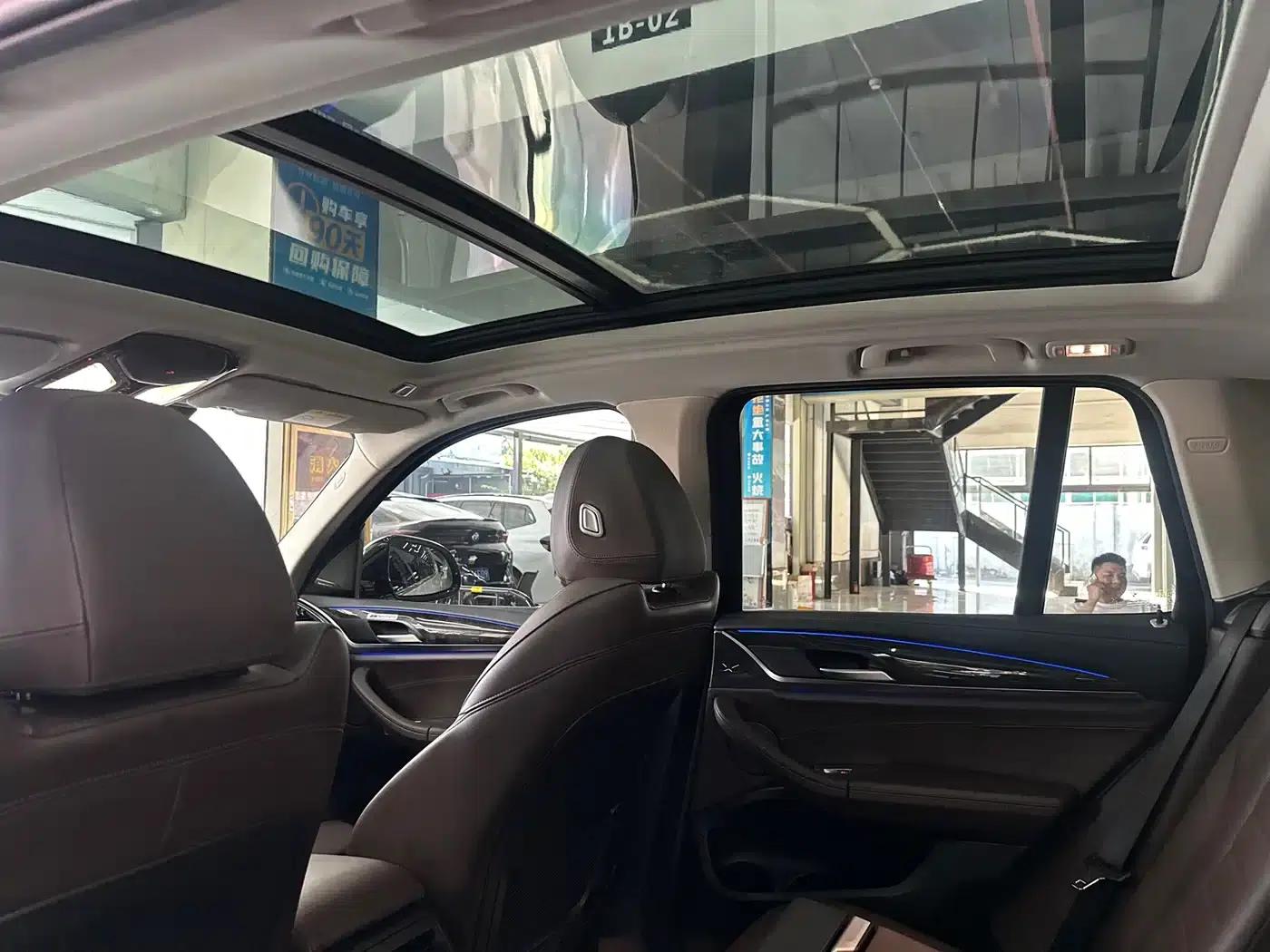 BMW X3 2021 xDrive30i Leading M Sport Package — миниатюра 15