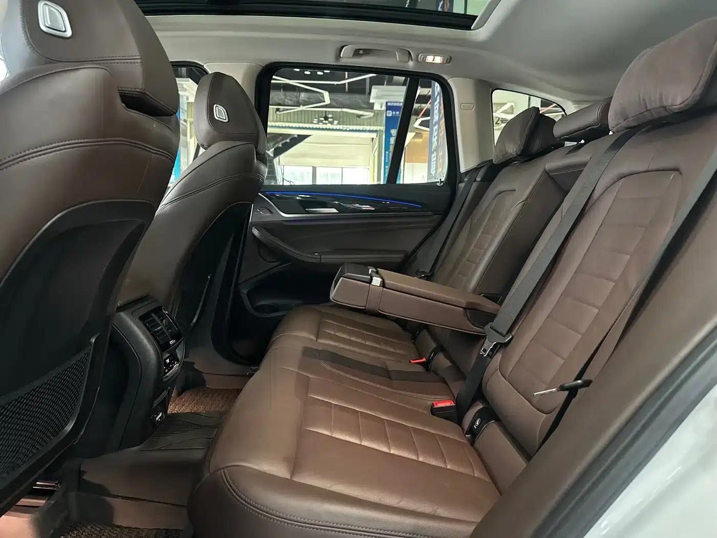 BMW X3 2021 xDrive30i Leading M Sport Package — миниатюра 10