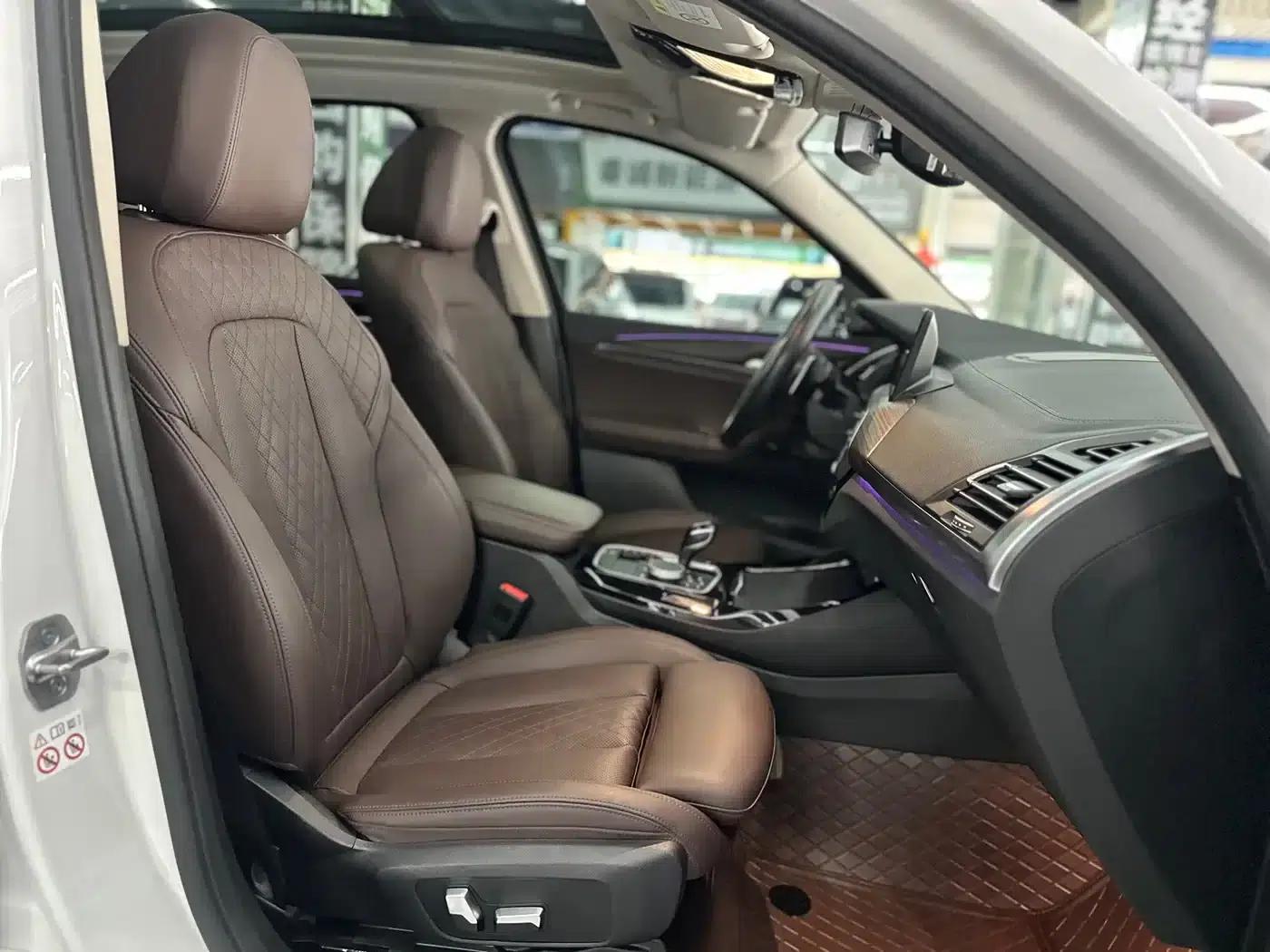 BMW X3 2022 xDrive30i Leading Edition M Sport Package — миниатюра 13