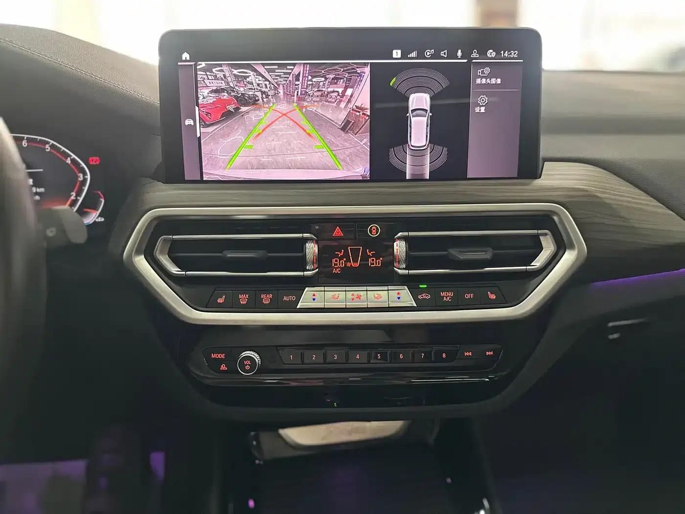 BMW X3 2022 xDrive30i Leading Edition M Sport Package — миниатюра 15