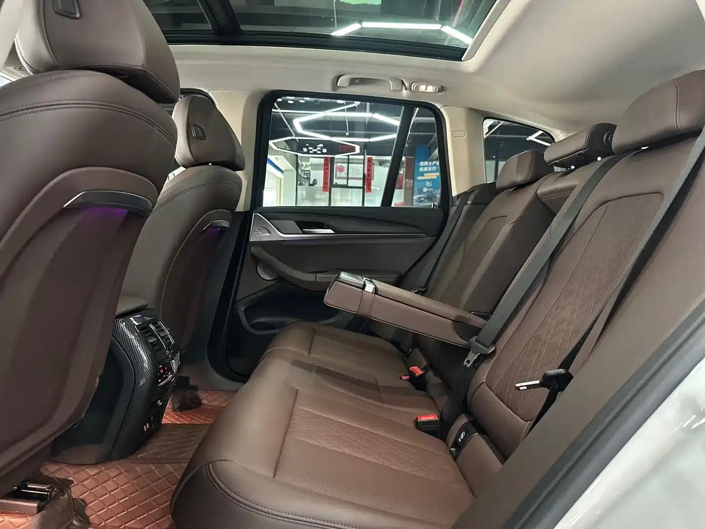 BMW X3 2022 xDrive30i Leading Edition M Sport Package — миниатюра 10