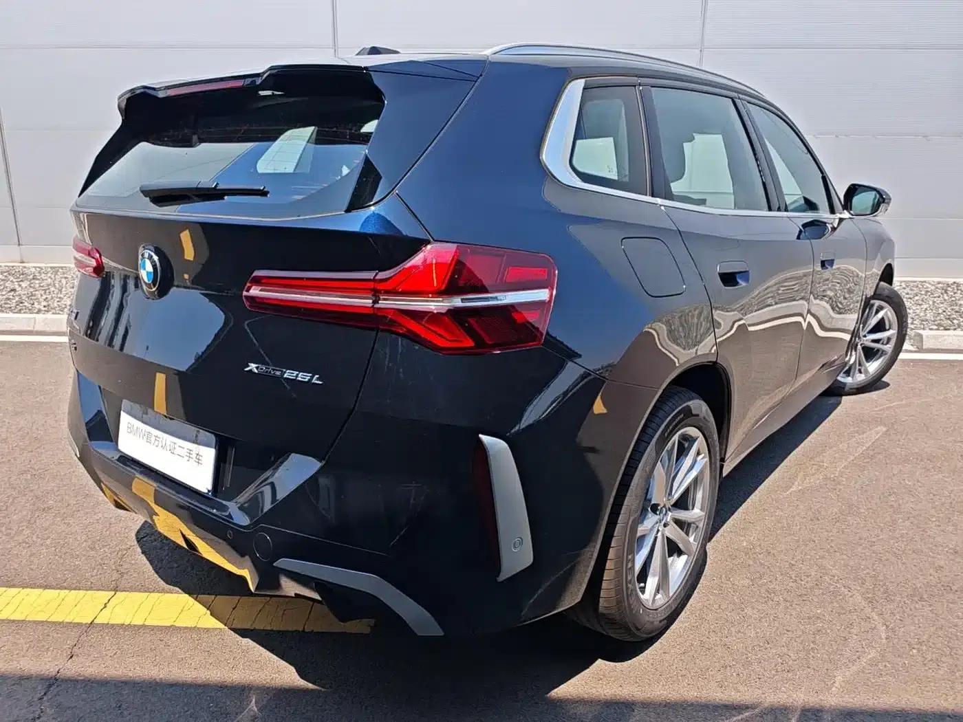 BMW X3 2025 xDrive25L Luxury Package — миниатюра 4