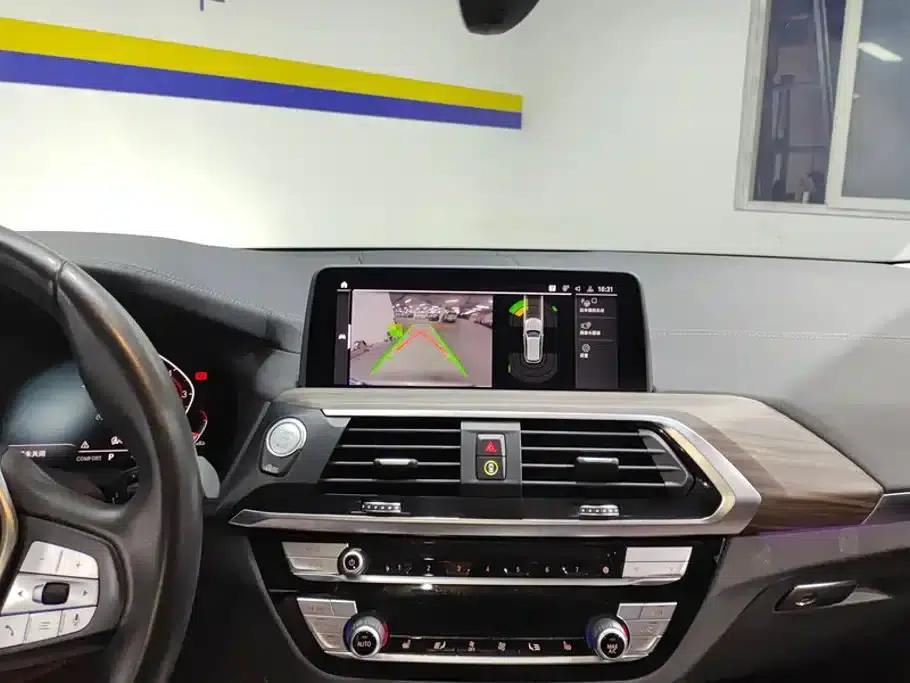 BMW X3 2021 xDrive28i Luxury Package — миниатюра 13