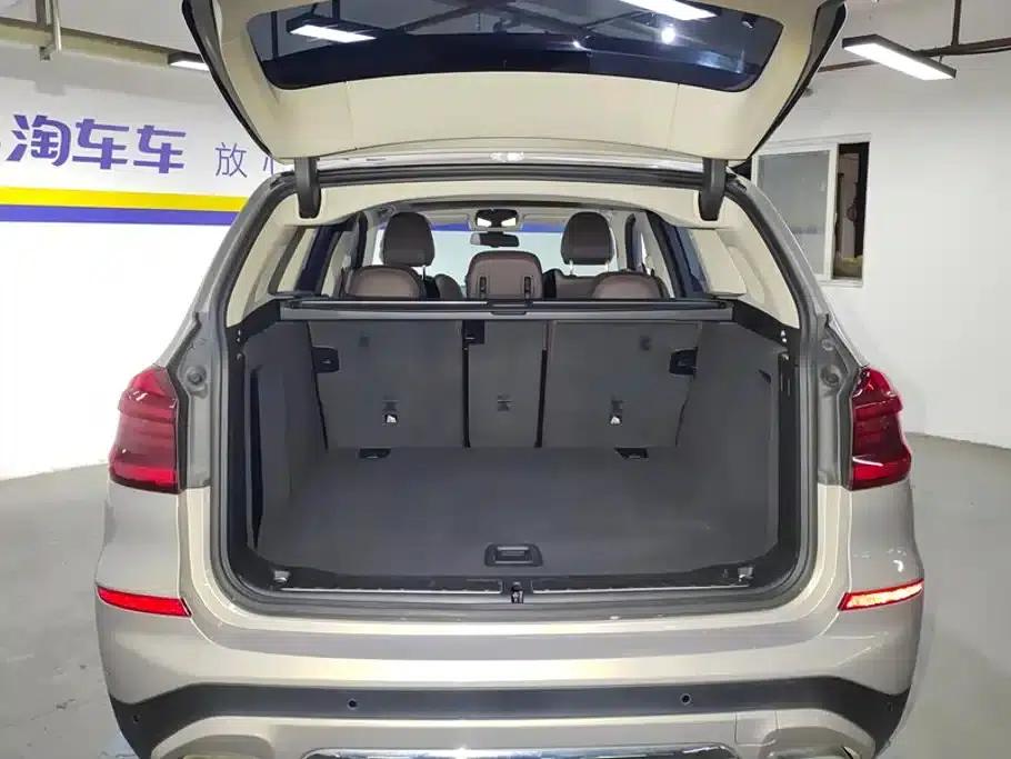 BMW X3 2021 xDrive28i Luxury Package — миниатюра 4