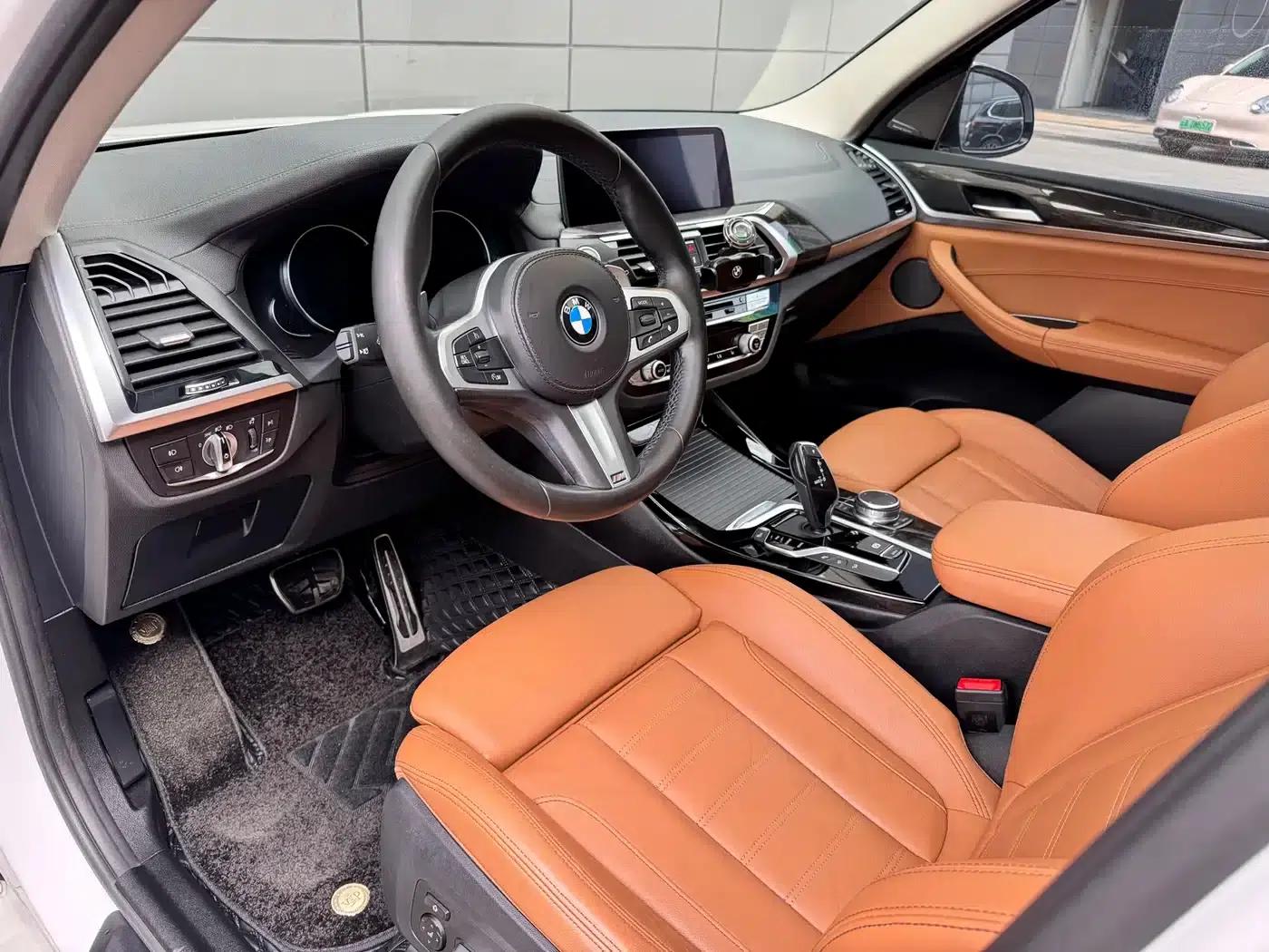 BMW X3 2019 xDrive30i Leading M Sport Package — миниатюра 4