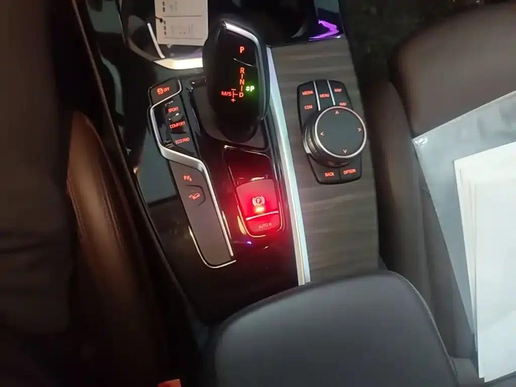BMW X3 2020 xDrive28i Luxury Package — миниатюра 14
