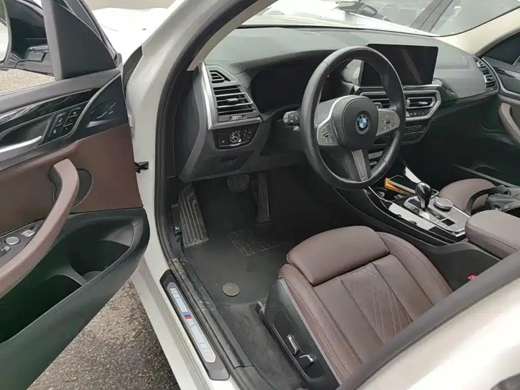 2023 BMW X3 xDrive25i M Sport Package — миниатюра 16