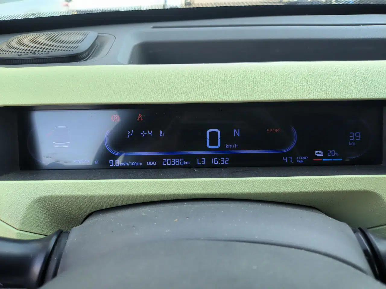 Geely Galaxy Panda 2023 Panda Mini 120km Super Cute Bear — миниатюра 11