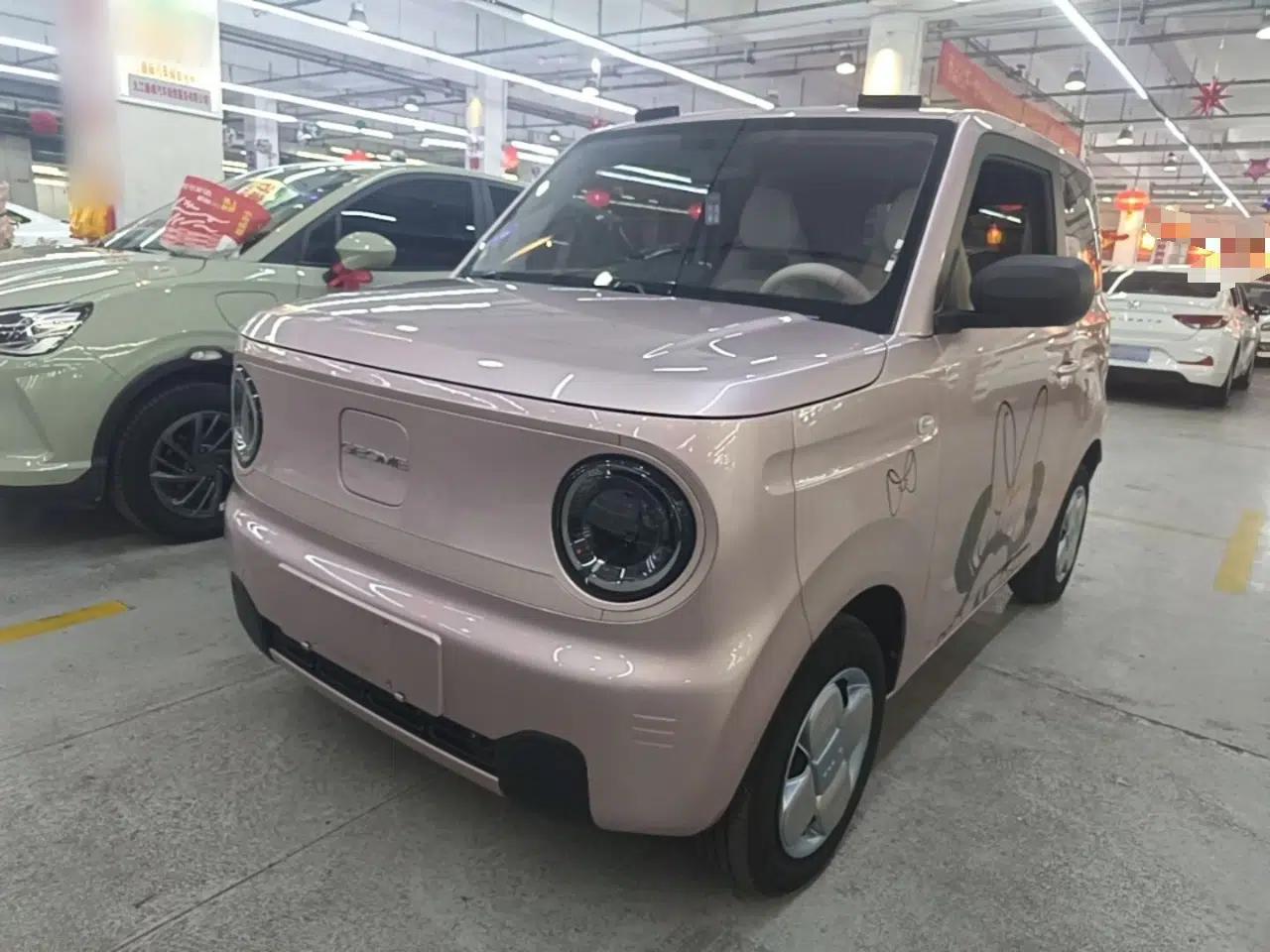 Geely Galaxy Panda 2023 Panda Mini 200km Endurance Bear — миниатюра 1